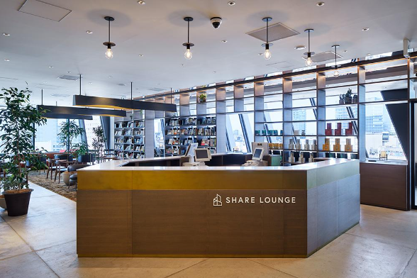 TSUTAYA BOOKSTORE 渋谷スクランブルスクエア