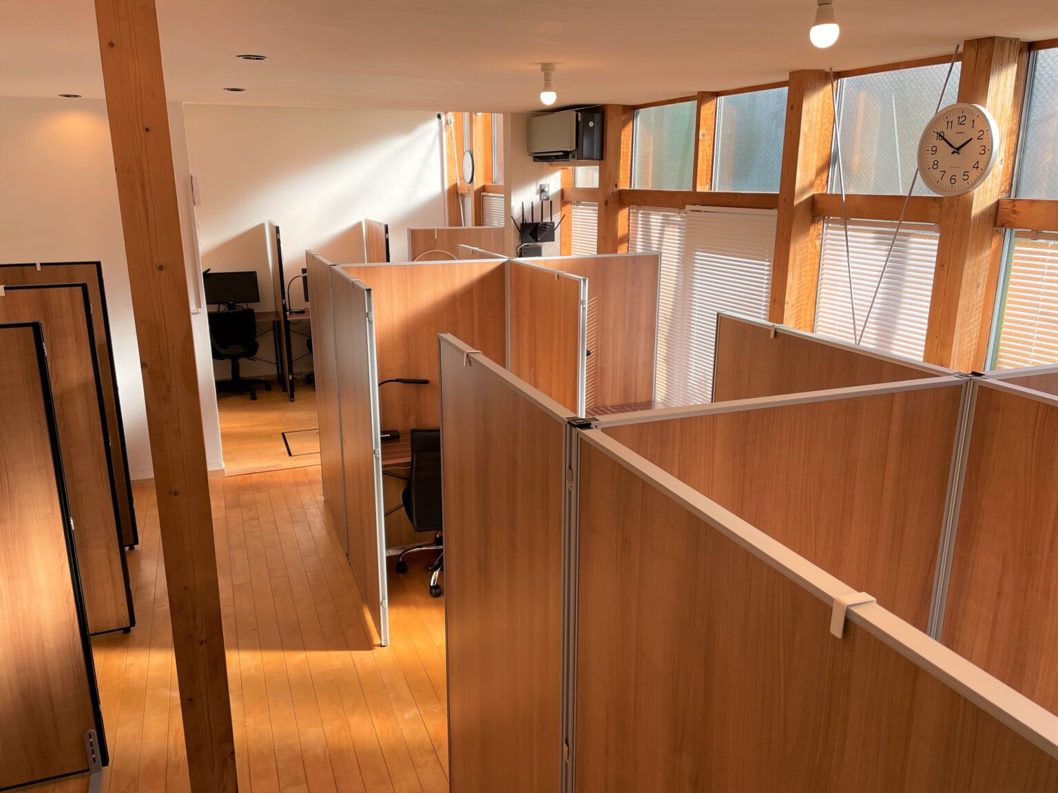 Work＆Study Space 大倉山デスク