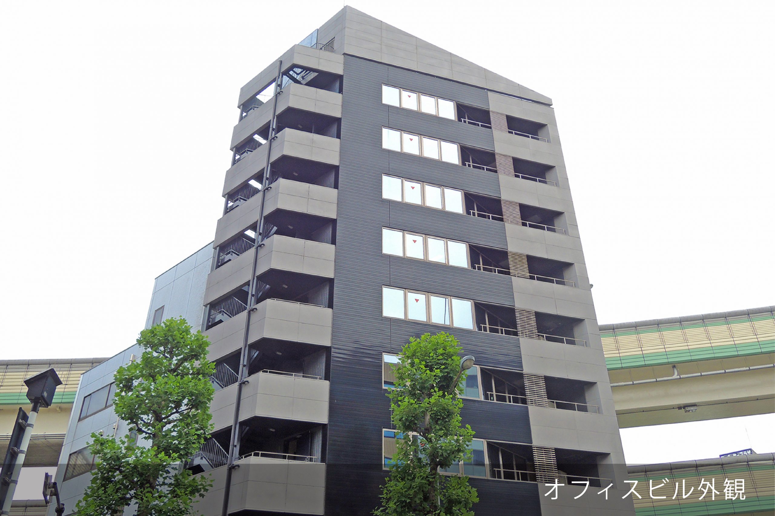 THE HUB 横浜WEST