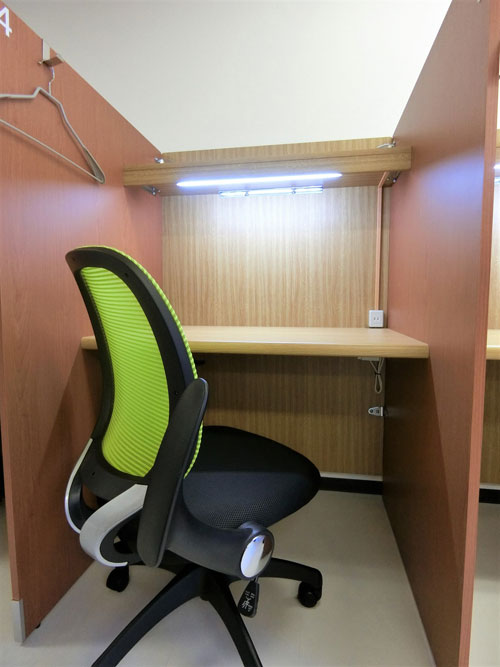 自習室倶楽部 多摩センター自習室