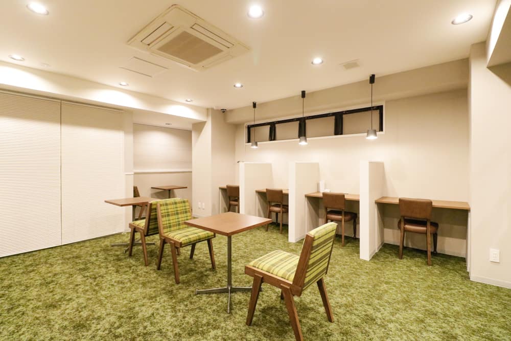 THE HUB SOLO 秋葉原