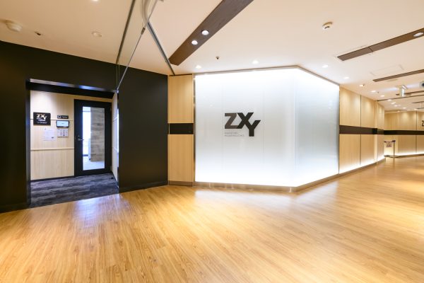 ZXY（ジザイ）川崎東口3