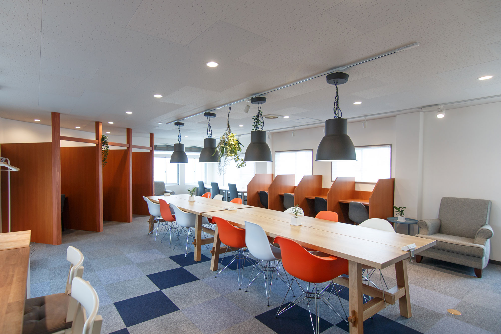 Next Desk