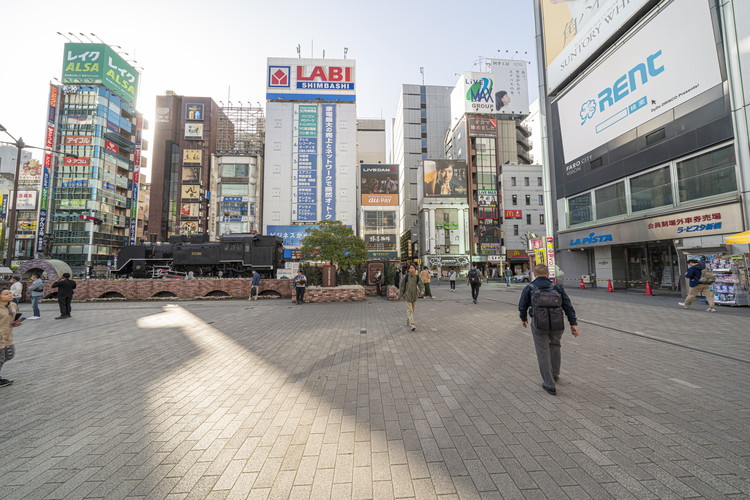 H¹T新橋日比谷口