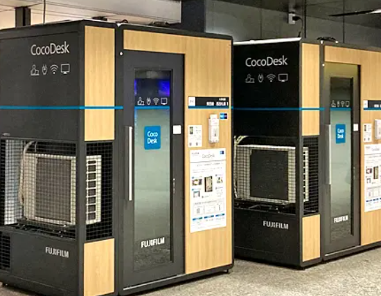 CocoDesk 大手町駅 東西線 西改札横