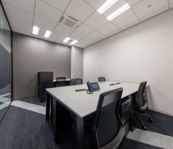 COLOR・US 秋葉原