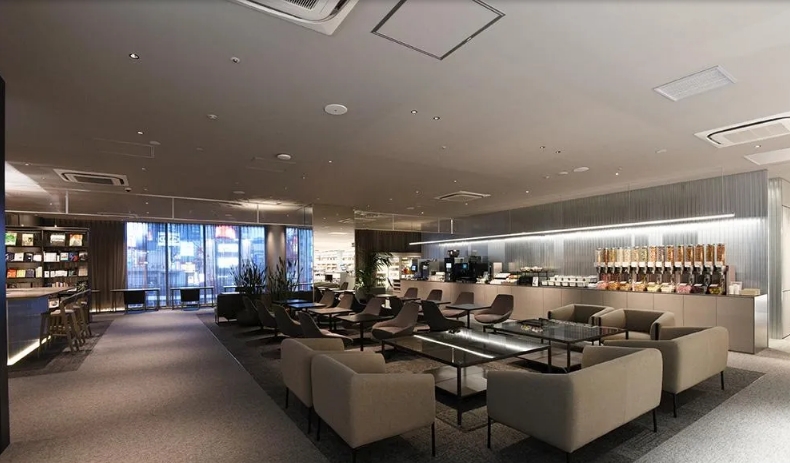 TSUTAYA BOOKSTORE 渋谷サクラステージ