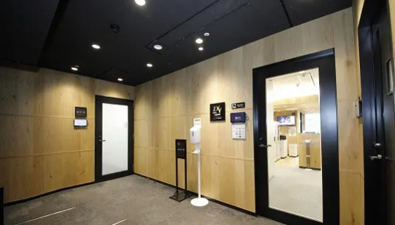 ZXY新宿西口2