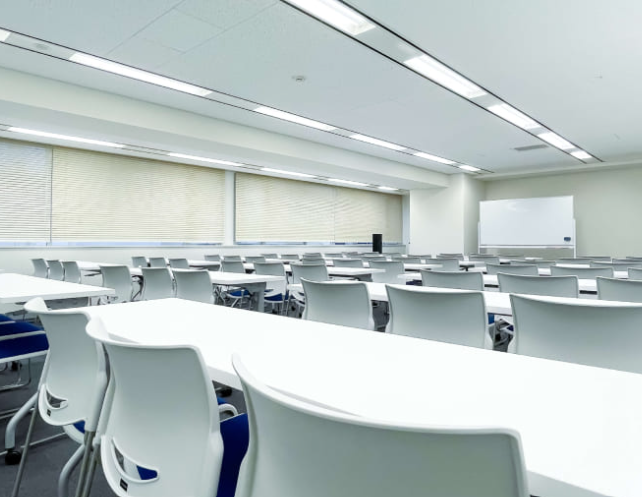 ビジョンセンター市ヶ谷駅前