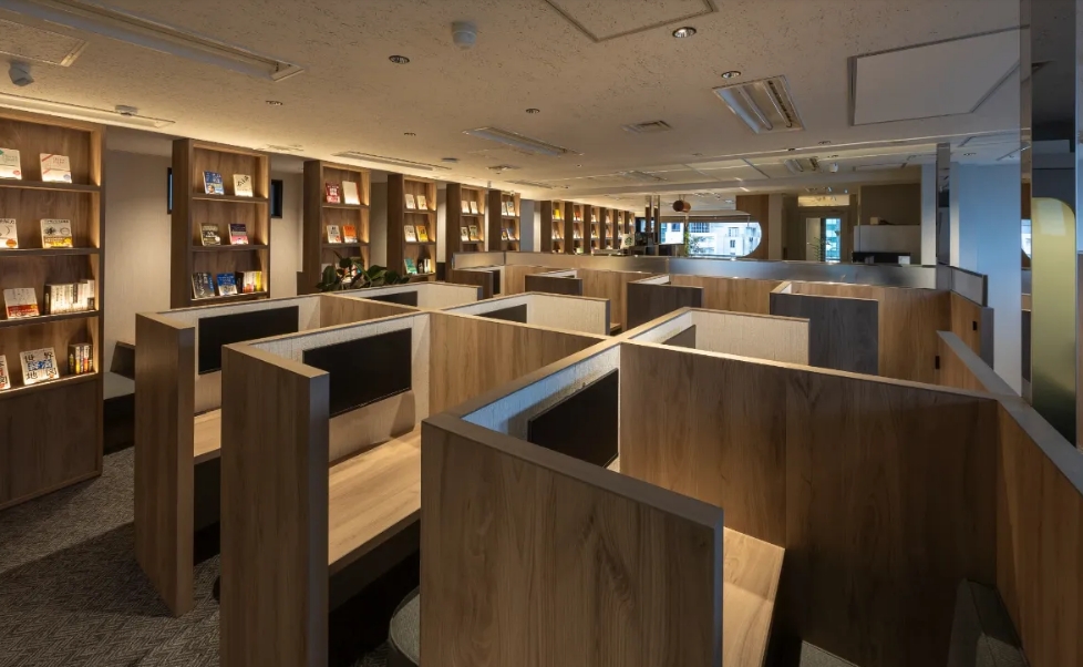 SHARE LOUNGE WORKS 神田小川町